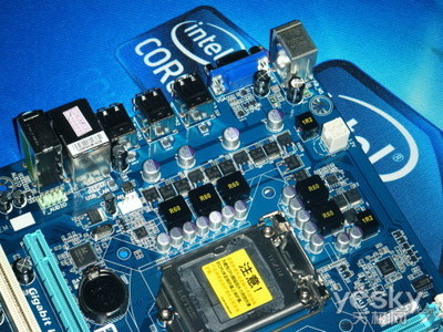 酷睿i5独显绝配 技嘉H55M-S2主板599元